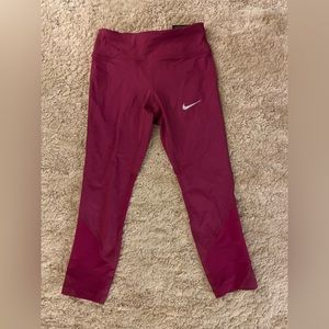 Nike Cropped Leggings